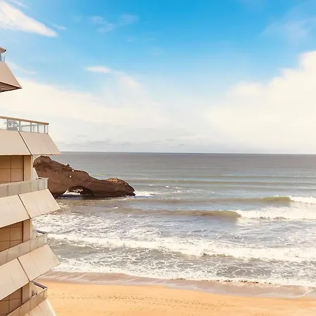 Апартаменти Sofitel Miramar Terrace Біарріц